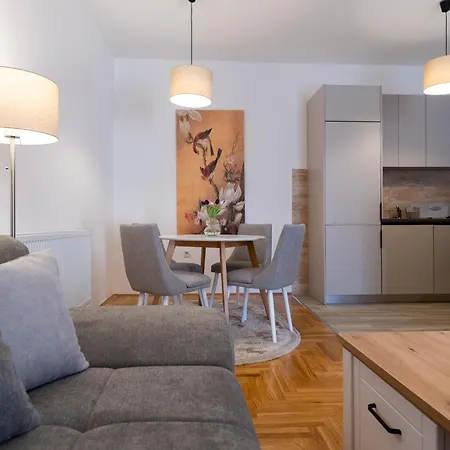 Apartment Two-bedroom Oasis