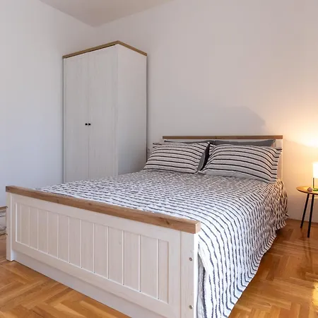 Two-bedroom Oasis * Trebinje